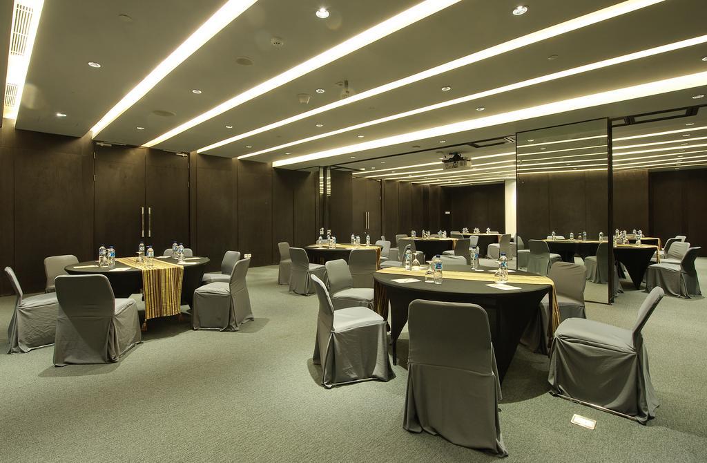 Ra Premiere Simatupang Apartment Jakarta Exterior photo